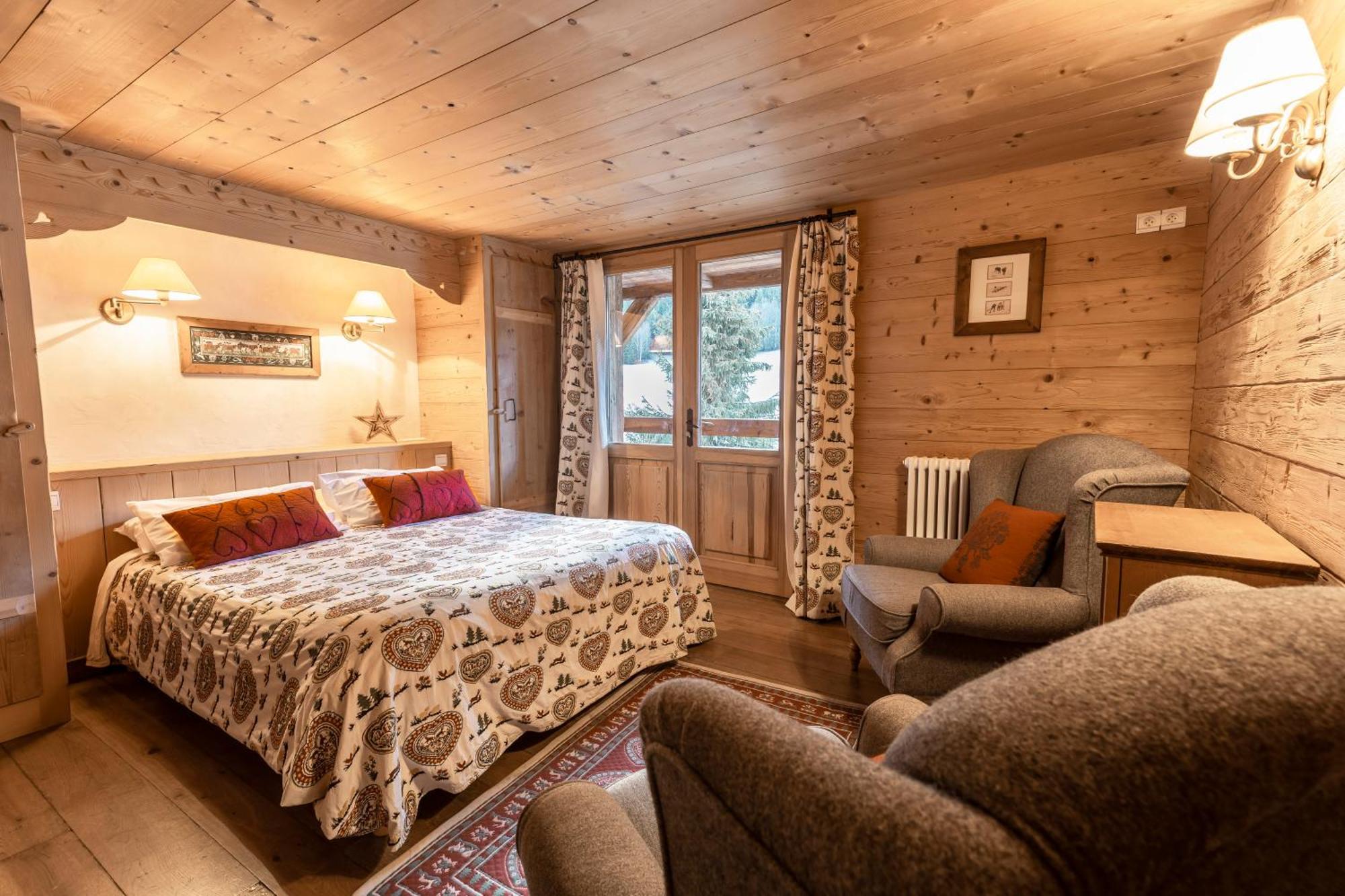 La Ferme Du Var ลาคลูซาซ์ ภายนอก รูปภาพ