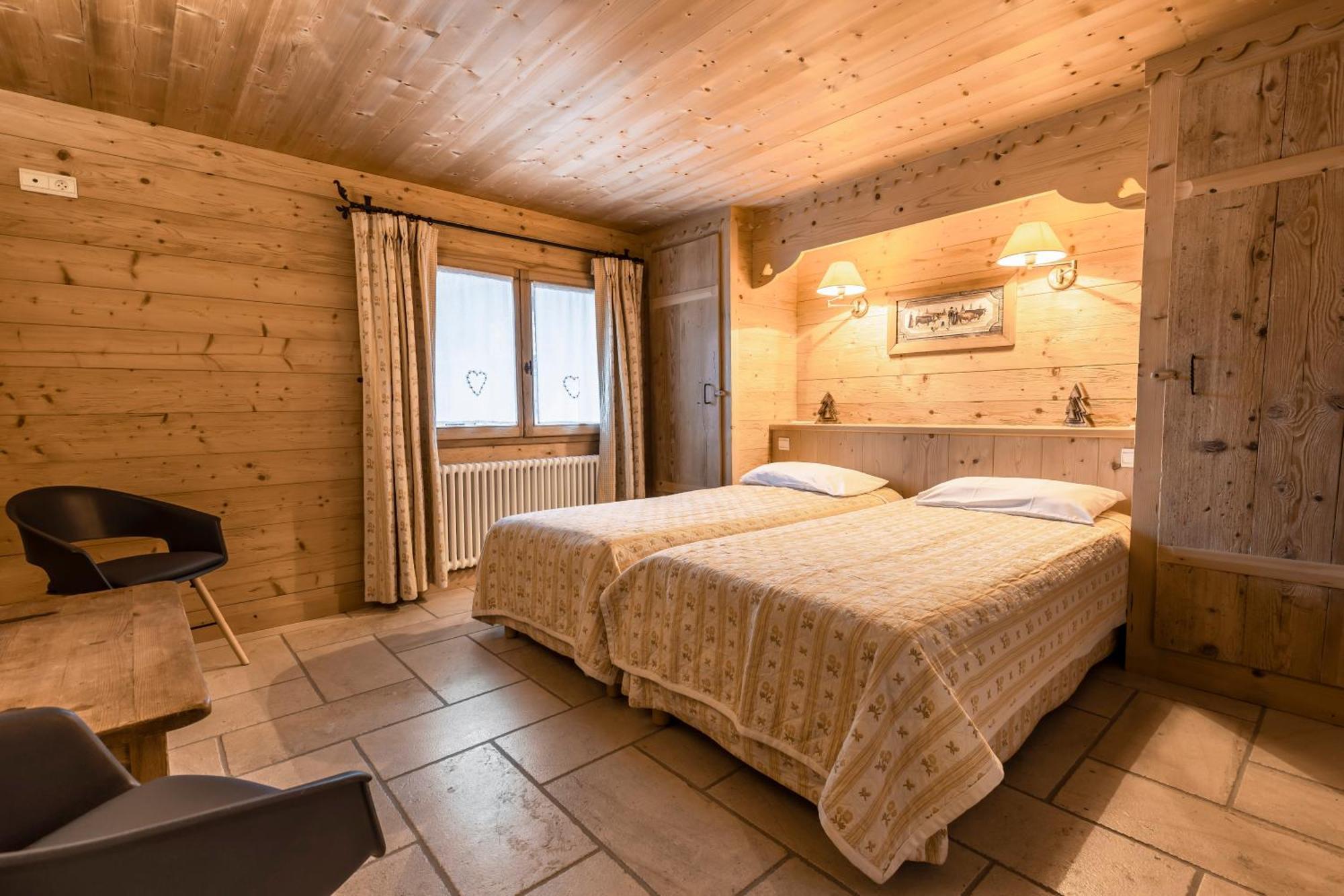 La Ferme Du Var ลาคลูซาซ์ ภายนอก รูปภาพ